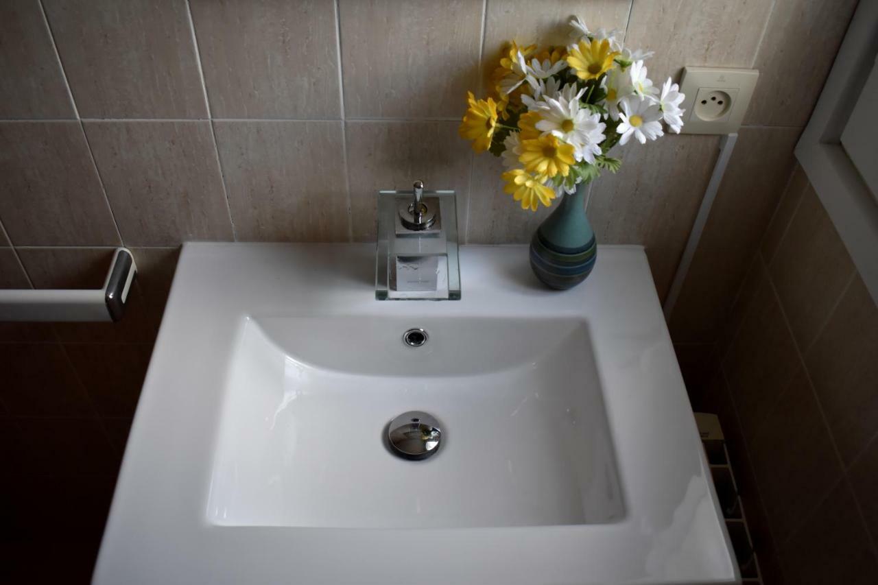 Apartmán Magnolia, Habitacion Matrimonial Con Bano Uso Privado, En Casa Compartida Palafrugell Exteriér fotografie